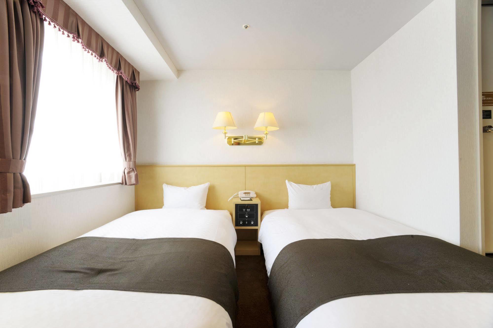 Yamagata Kokusai Hotel Bagian luar foto